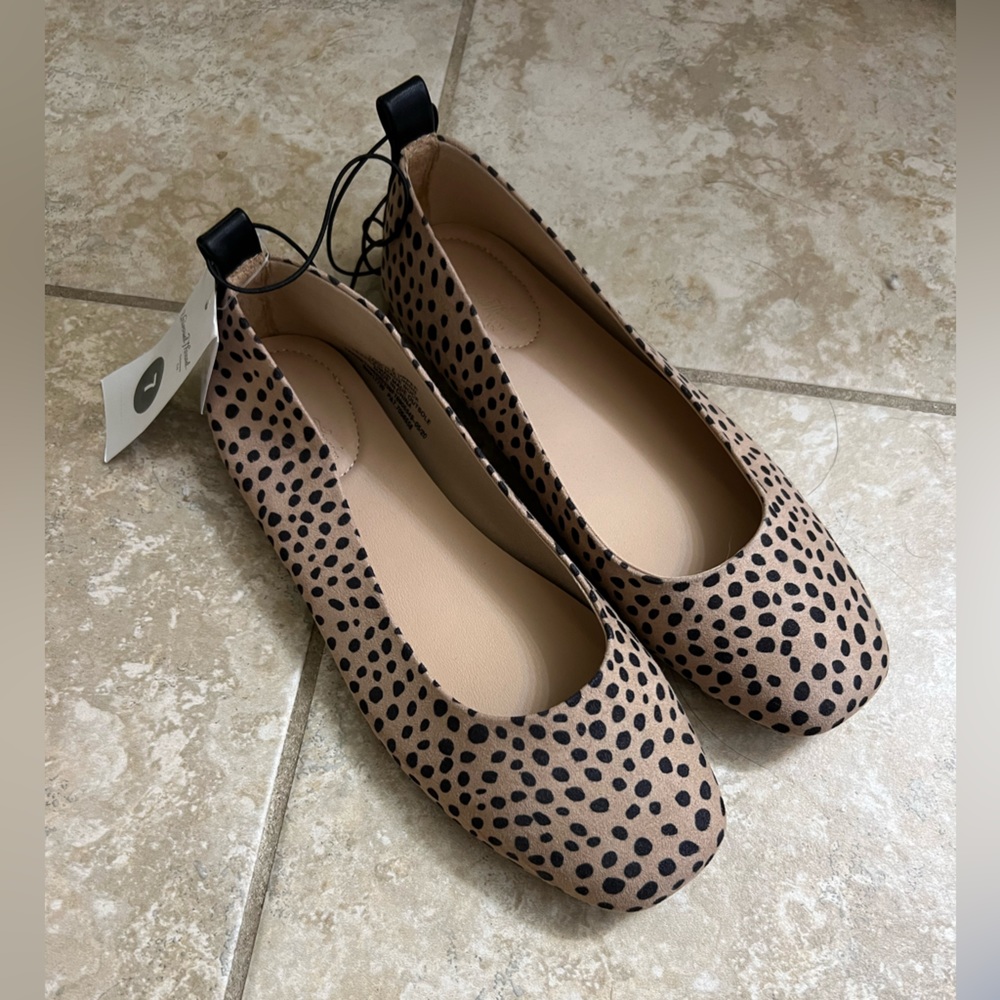Spotted Flats NWT